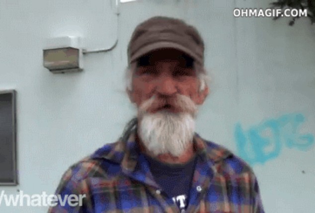 Hombre sin hogar alegre baile truco bigote